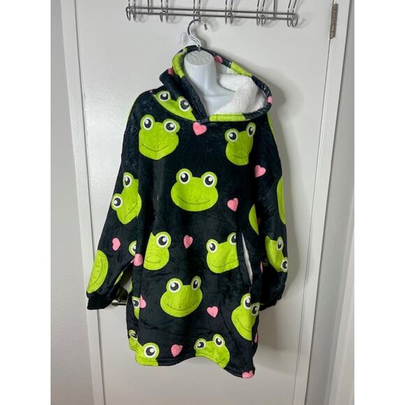 Huglanket Unisex Frog Oversized Hooded Blanket ~ One Size - Picture 1 of 4